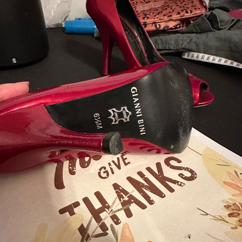 Gianni Bini Red Peep-Toe Heels - Picture 4 of 12